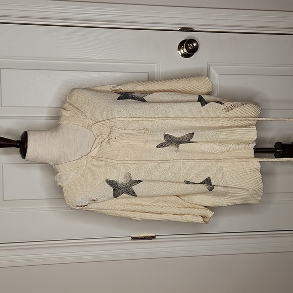 POL Sweaters - POL Cream Gray Black Star Oversized Distressed Hooded Sweater Size S